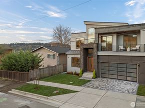 904 N 33rd Place, Renton WA 98056