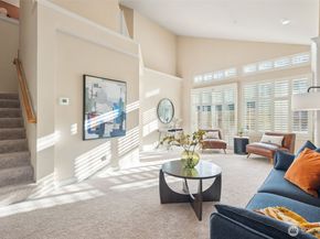 120 Newport Way NW 16, Issaquah WA 98027