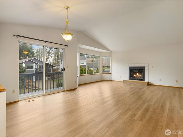 2078 SE 8th Drive, Renton WA 98055