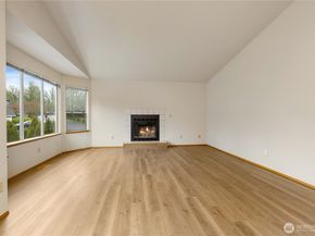 2078 SE 8th Drive, Renton WA 98055