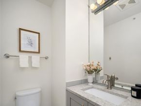 12721 SE 41st Place 109, Bellevue WA 98006