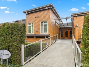 51 Pine Street 201, Edmonds WA 98020