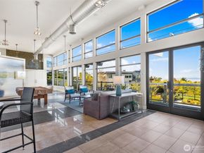 51 Pine Street 201, Edmonds WA 98020