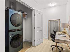 51 Pine Street 201, Edmonds WA 98020