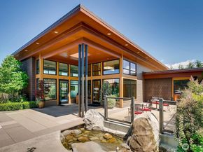 51 Pine Street 201, Edmonds WA 98020