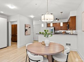 51 Pine Street 201, Edmonds WA 98020