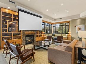 51 Pine Street 201, Edmonds WA 98020