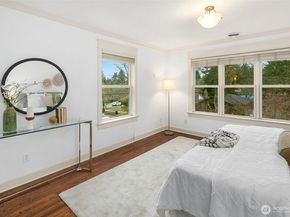 6816 24th Avenue NE, Seattle WA 98115