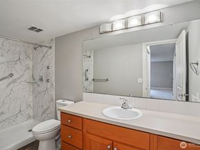 8025 234th Street SW 116, Edmonds WA 98026