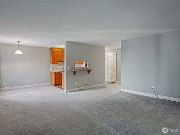 8025 234th Street SW 116, Edmonds WA 98026