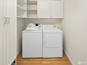 621 5 Avenue N 301, Seattle WA 98109