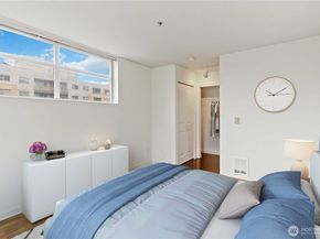 300 110th Avenue NE 610, Bellevue WA 98004