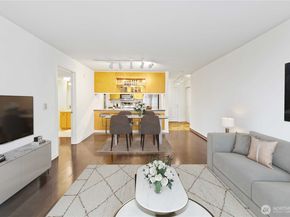 300 110th Avenue NE 610, Bellevue WA 98004