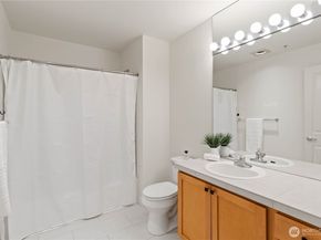 300 110th Avenue NE 610, Bellevue WA 98004