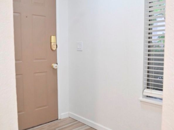 15624 8th Avenue SW c, Burien WA 98166