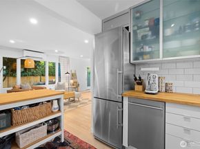 1519 5th Avenue W 2, Seattle WA 98119