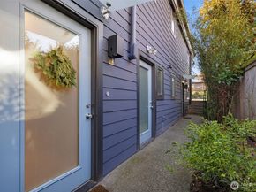 1519 5th Avenue W 2, Seattle WA 98119