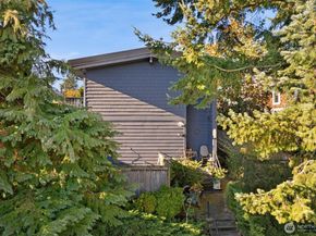 1519 5th Avenue W 2, Seattle WA 98119