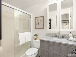 1585 NE Park View Drive, Bainbridge Island WA 98110