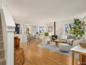 1585 NE Park View Drive, Bainbridge Island WA 98110