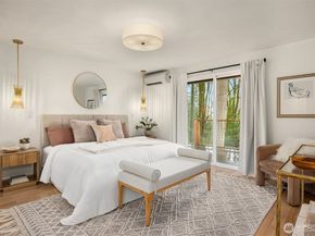 1585 NE Park View Drive, Bainbridge Island WA 98110