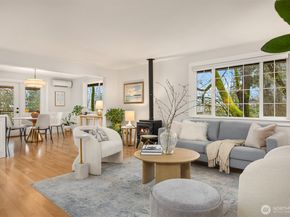 1585 NE Park View Drive, Bainbridge Island WA 98110