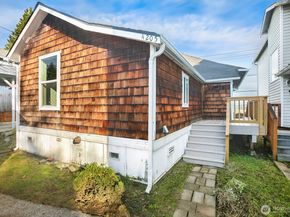 4205 34th Avenue S, Seattle WA 98118