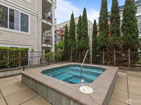 1525 NW 57th Street 303, Seattle WA 98107