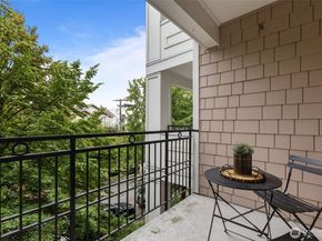 1525 NW 57th Street 303, Seattle WA 98107