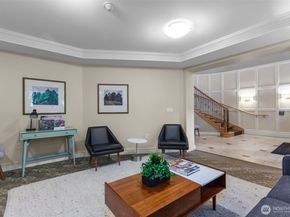 1525 NW 57th Street 303, Seattle WA 98107