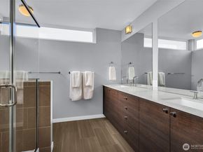 1525 19th Avenue A, Seattle WA 98122