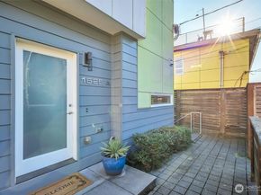 1525 19th Avenue A, Seattle WA 98122