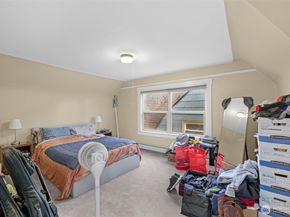 708 Warren Avenue N, Seattle WA 98109