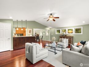 17637 162nd Place SE, Renton WA 98058