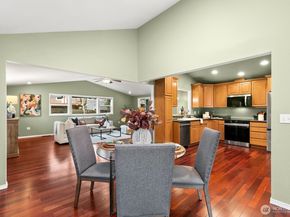 17637 162nd Place SE, Renton WA 98058