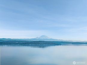 1600 43rd Avenue E 209, Seattle WA 98112