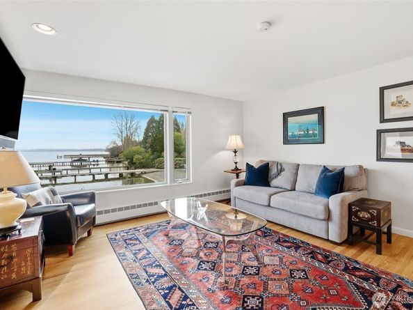 1600 43rd Avenue E 209, Seattle WA 98112