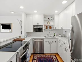 1600 43rd Avenue E 209, Seattle WA 98112