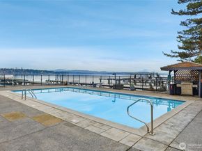 1600 43rd Avenue E 209, Seattle WA 98112