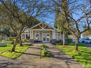 11130 SE 208th Street H102, Kent WA 98031