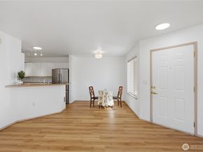 11130 SE 208th Street H102, Kent WA 98031