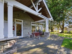 11130 SE 208th Street H102, Kent WA 98031