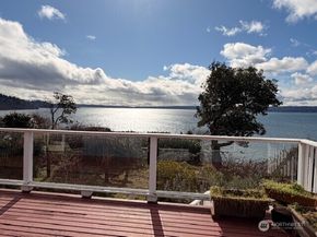 12249 Shorewood Drive SW, Burien WA 98146