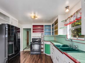 12249 Shorewood Drive SW, Burien WA 98146