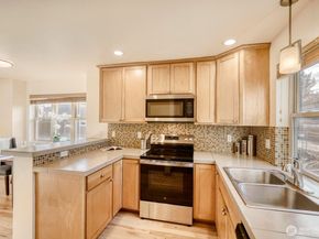 9010 18th Ave SW A, Seattle WA 98106