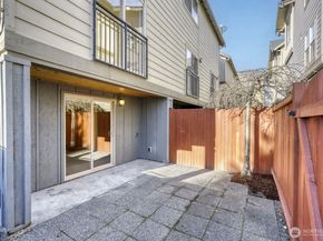 9010 18th Ave SW A, Seattle WA 98106