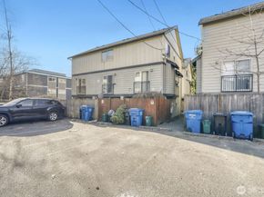 9010 18th Ave SW A, Seattle WA 98106