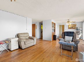 8829 20th Avenue SW, Seattle WA 98106