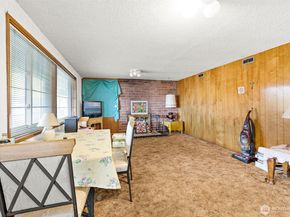 8829 20th Avenue SW, Seattle WA 98106