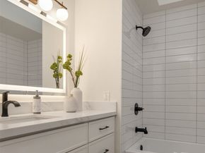 27313 NE 53rd Street, Redmond WA 98053